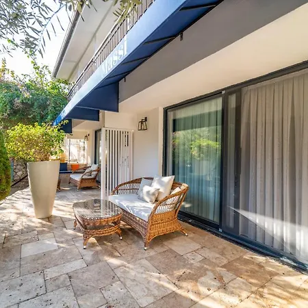 Massi Near The Sea Hotell *